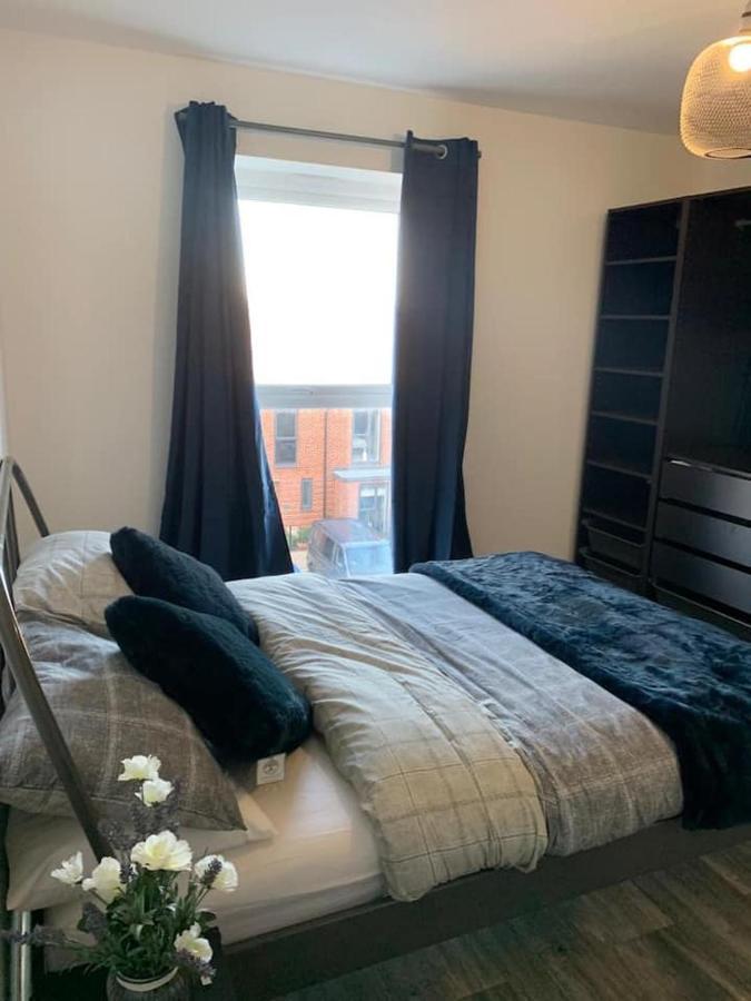 Lovely 1-Bed Serviced Apartment With Free Parking West Thurrock Luaran gambar
